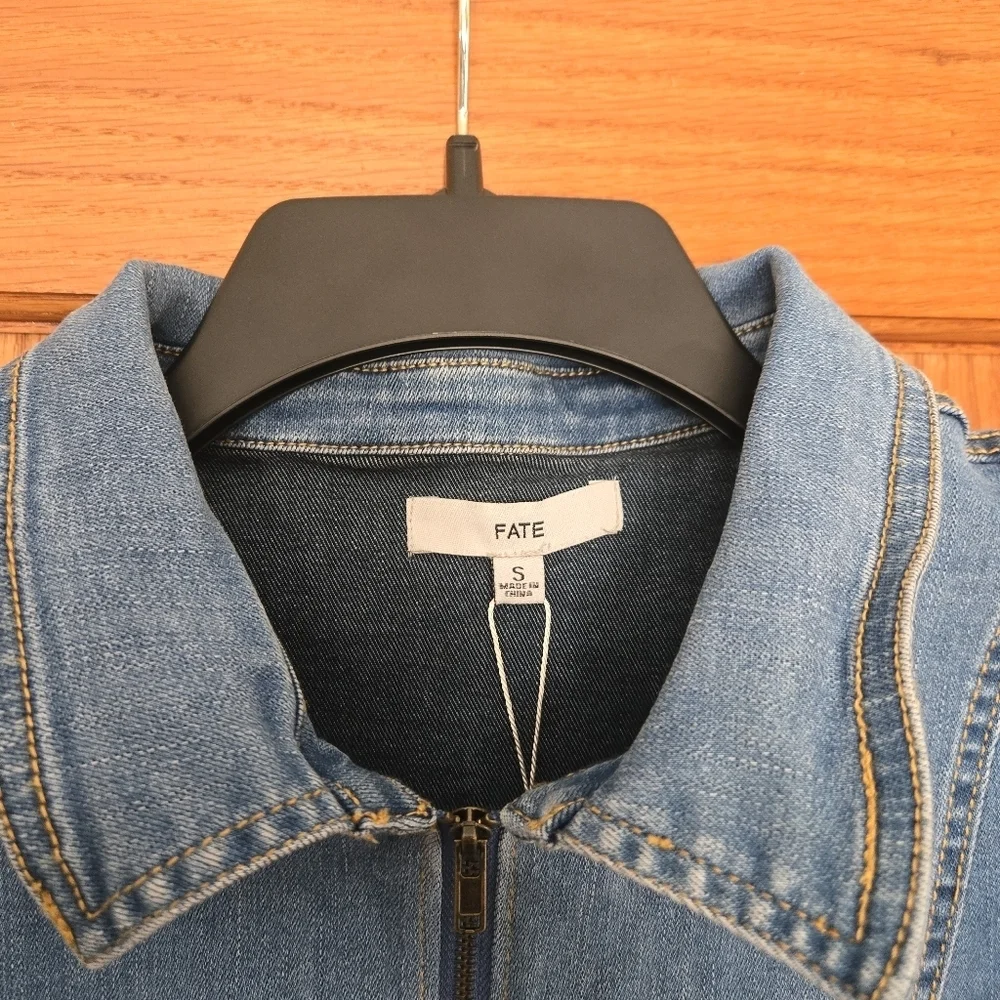 Denim Mini Dress with Puff Sleeves Zip Down With Belt by Fate - Small - Picture 6 of 9